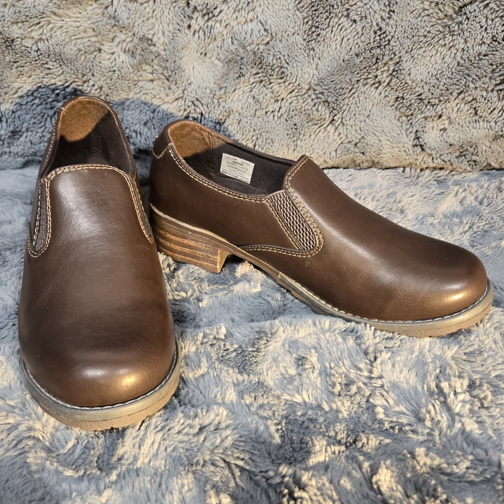 Eastland Women's Brown Slip-On Loafers